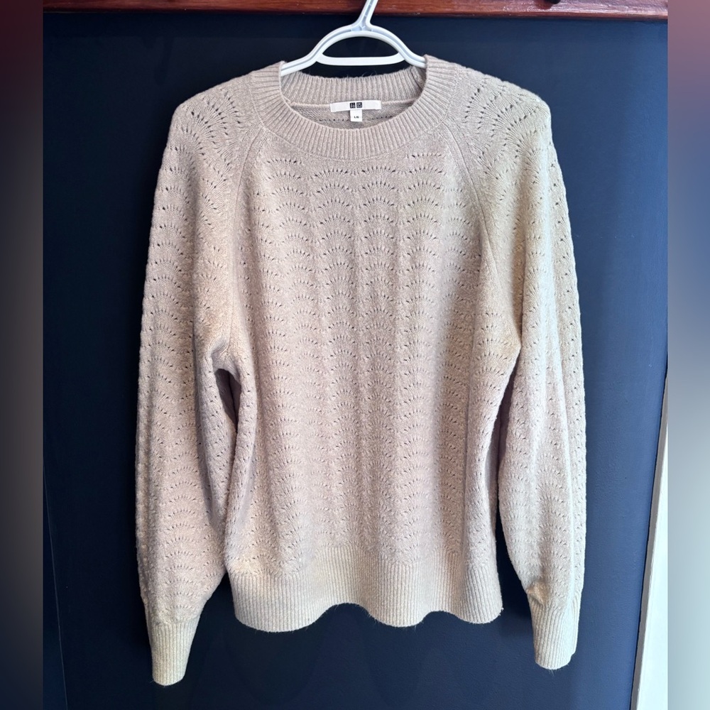 Uniqlo large women knit sweater